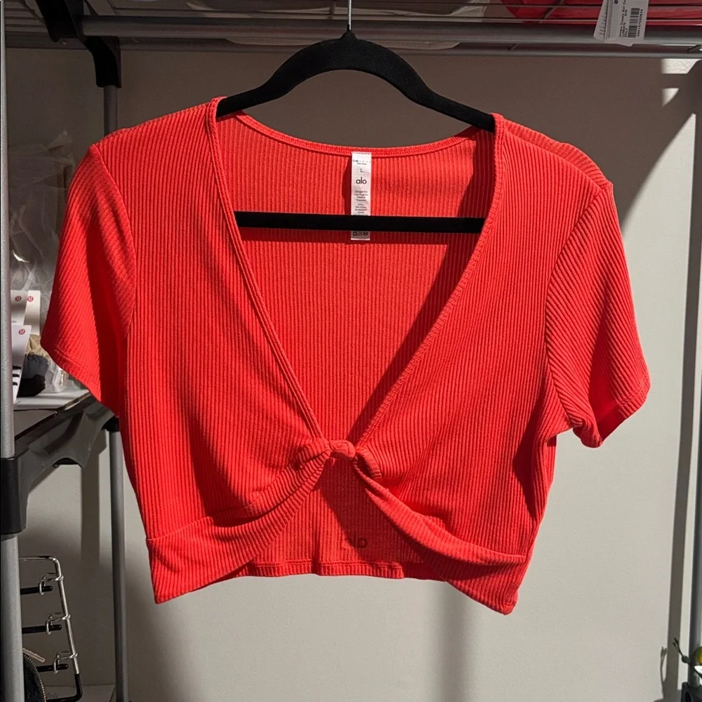 ALO Yoga Ribbed Knotty Short Sleeve